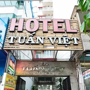 Grad Tuan Viet Ho Chi Minh City