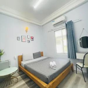 Lyly - Pham Ngu Lao Hô Chi Minh-Ville
