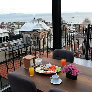 sabina-near-grand-bazaar-city-center.istanbul-turkeyhotels.com/